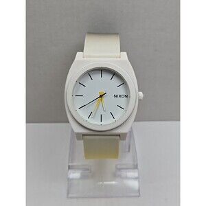 Nixon The Time Teller P Minimal 39mm Watch Yellow Black Ombre Unisex New Battery